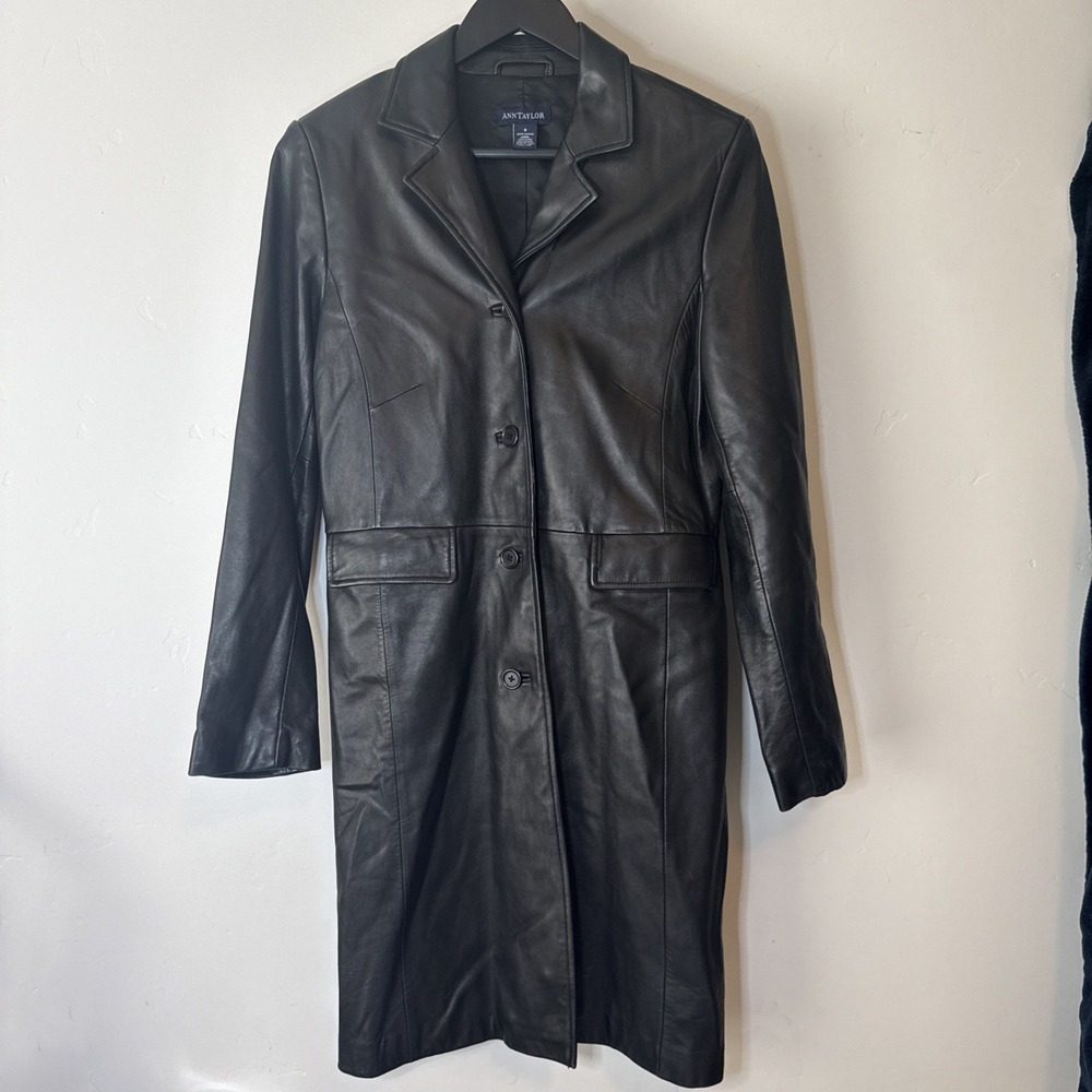 Ann Taylor Black 100% Leather Jacket Coat Women's Size S Button Front Lined Y2K